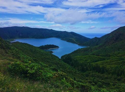 Miradouro alto da Lagoa do Fogo