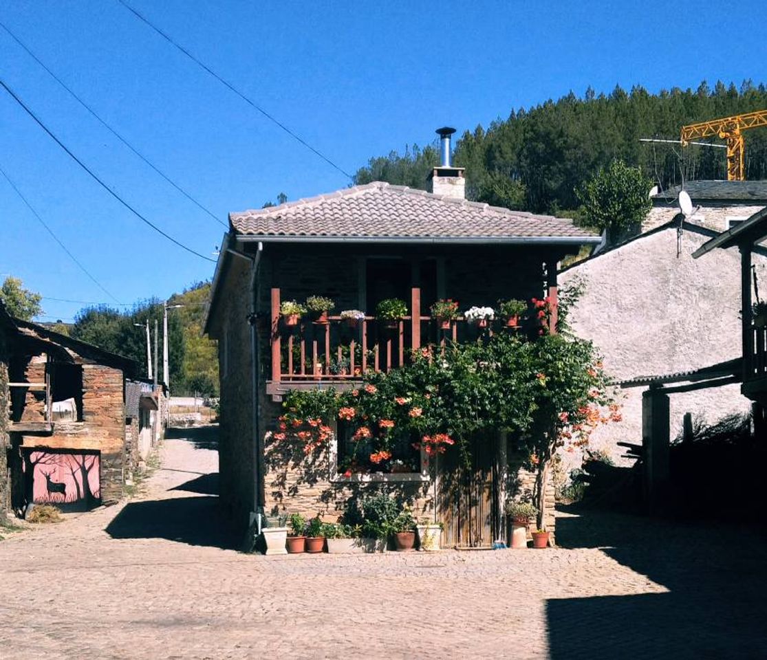 Lugar Rio de Onor