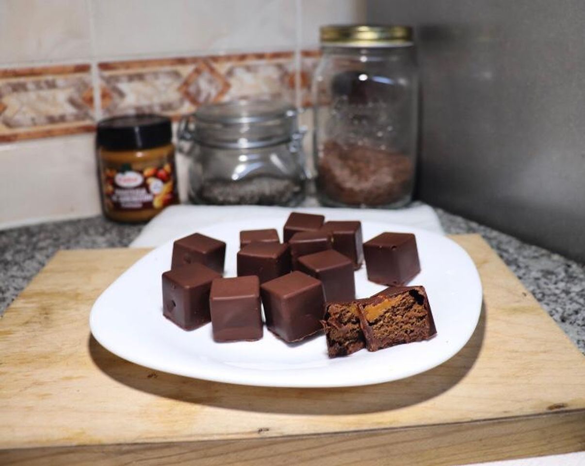 Social Bombons de Bolo de Chocolate e Manteiga de Amendoim