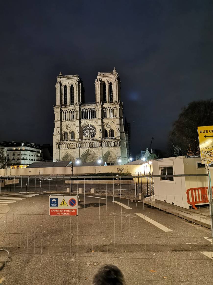 Fashion Catedral Notre Dame