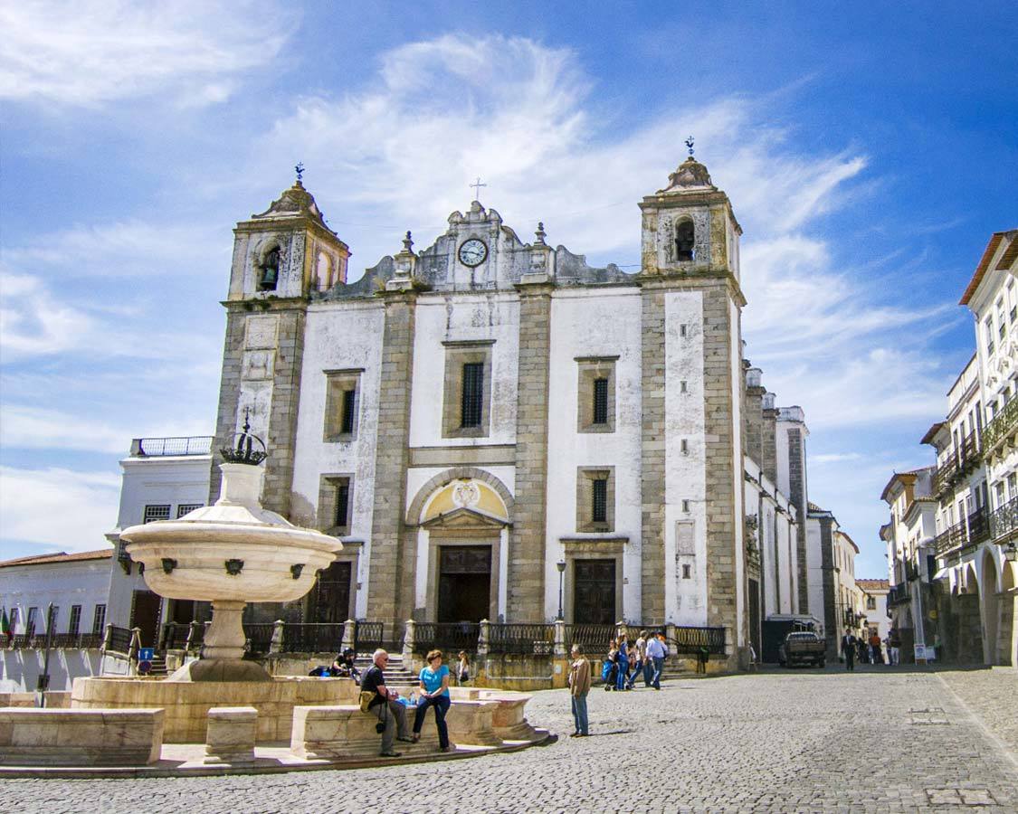 Lugar Évora