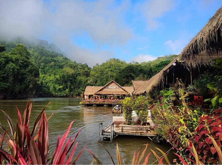 Lugar River Kwai Jungle Rafts