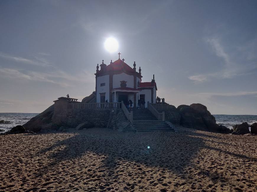 Place Capela do Senhor da Pedra - Miramar