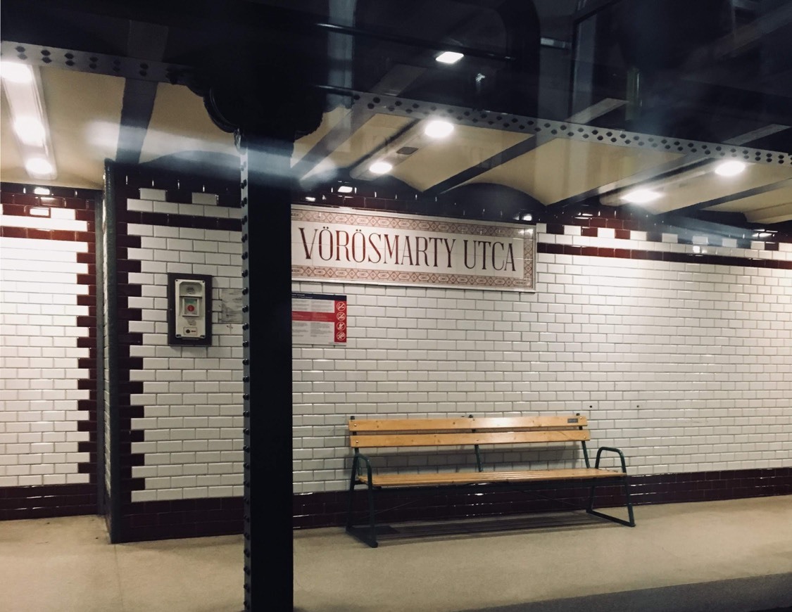 Place Vörösmarty utca