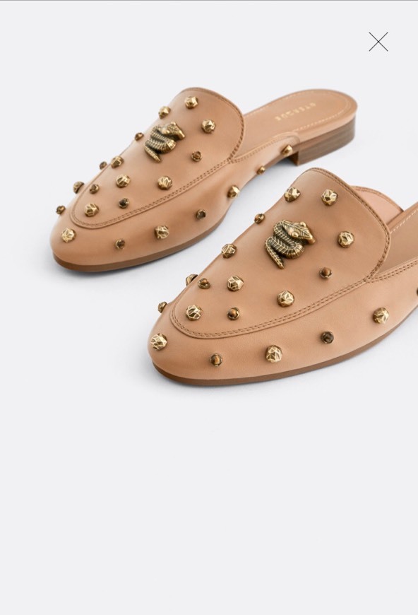 Social Mules com adornos 