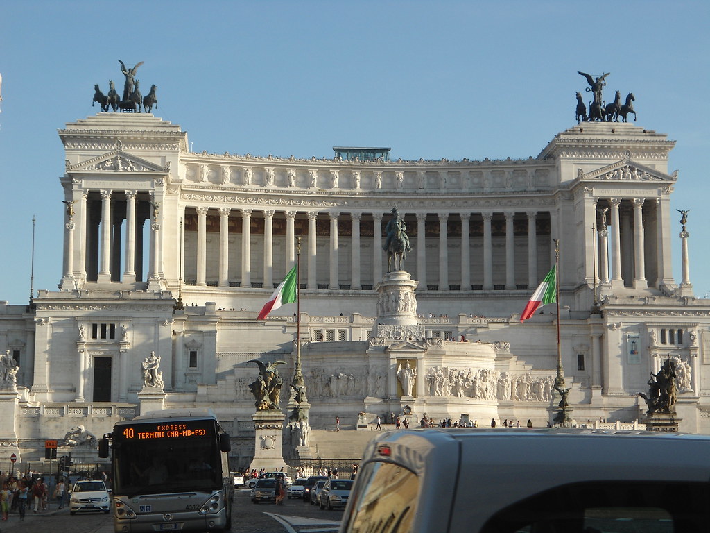 Place Monumento a Víctor Manuel II