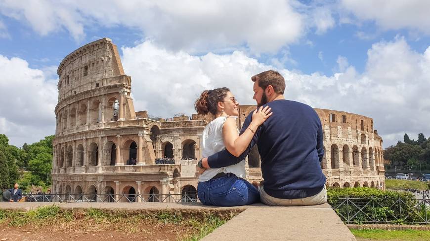 Lugar Coliseo de Roma