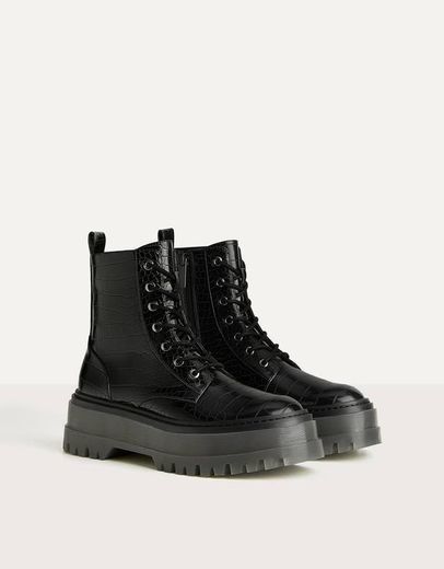 Botas bershka 