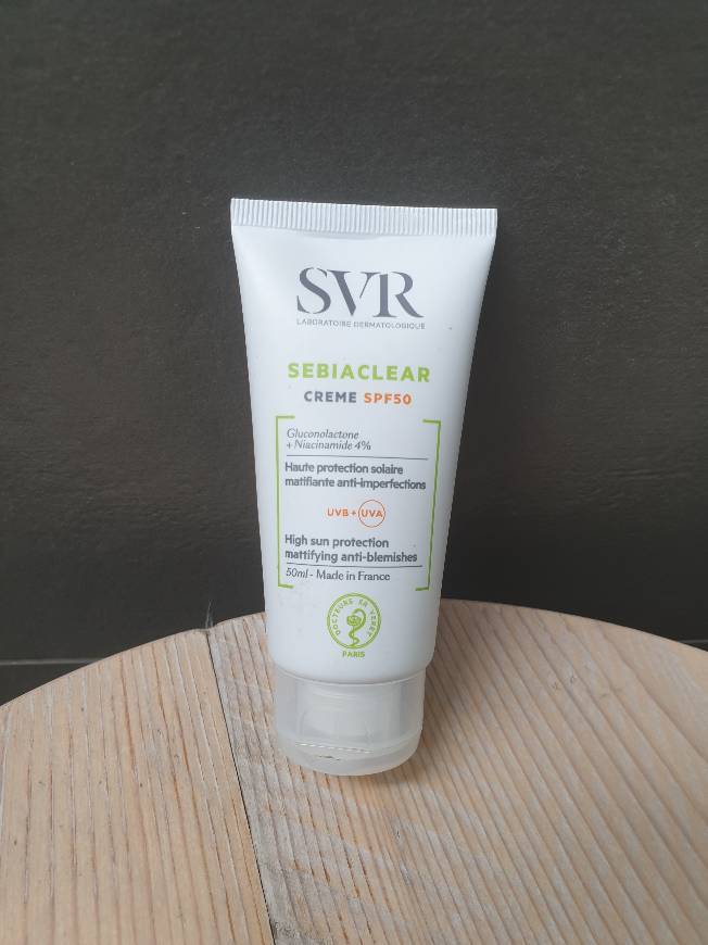 Productos Creme hidratante SVR Sebiaclear