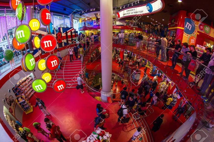 Place M&M