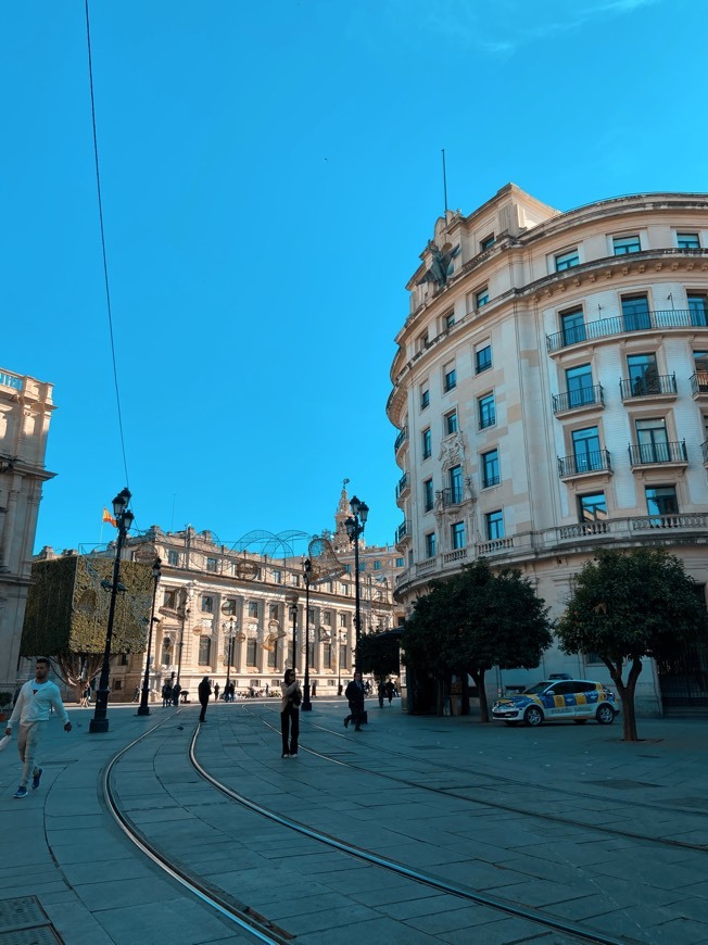 Place Plaza Nueva