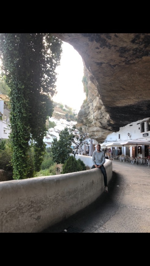 Place Setenil