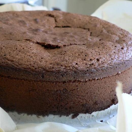 Bolo de chocolate com farinha de arroz