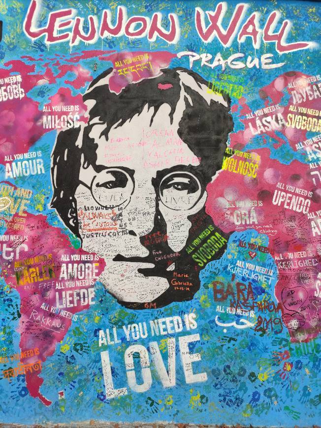 Place John Lennon Wall