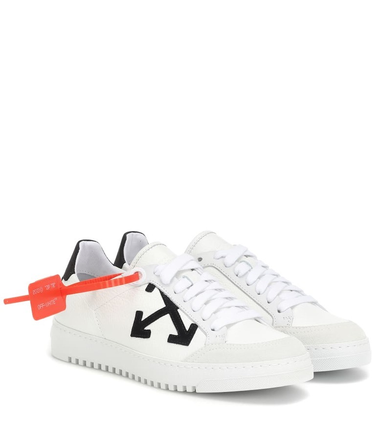 Moda Off White