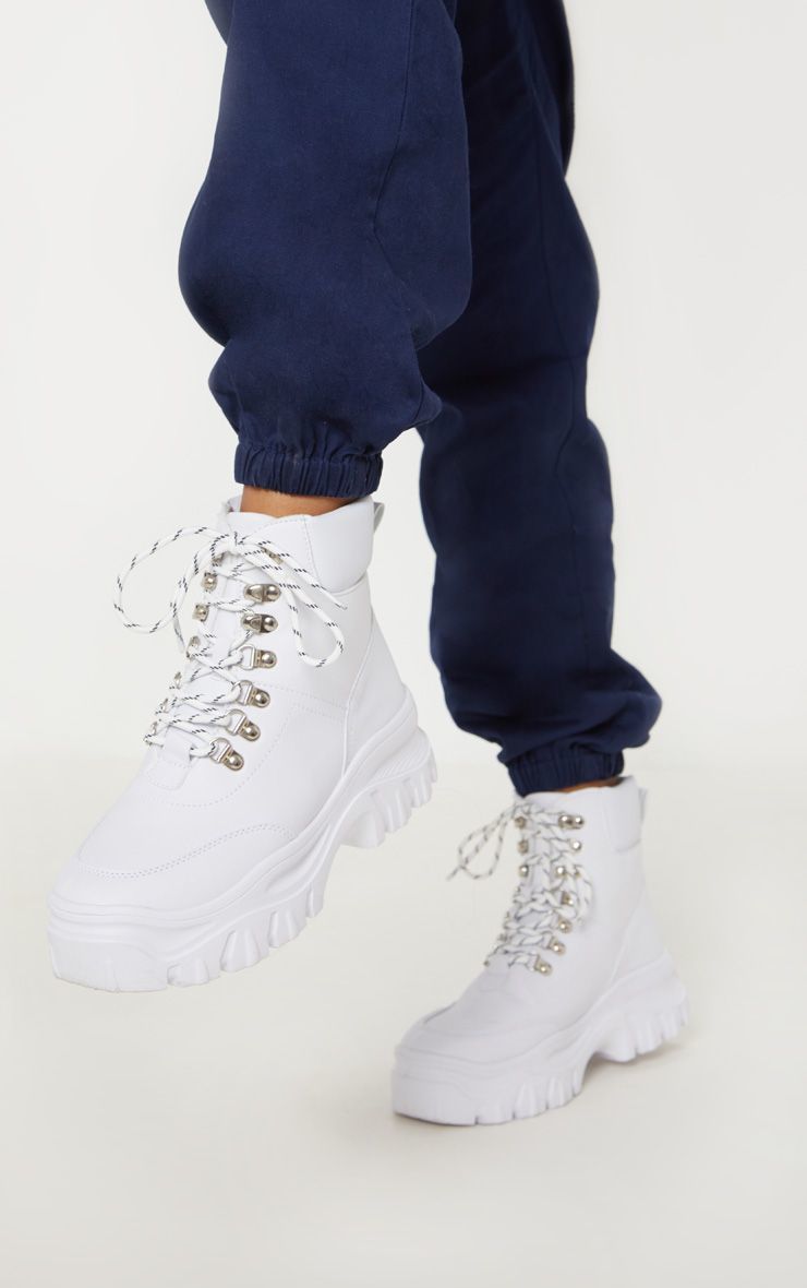 Productos White Flatform Chunky Hiker Boot Trainers