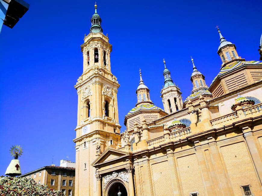 Lugar Basílica de Nuestra Señora del Pilar