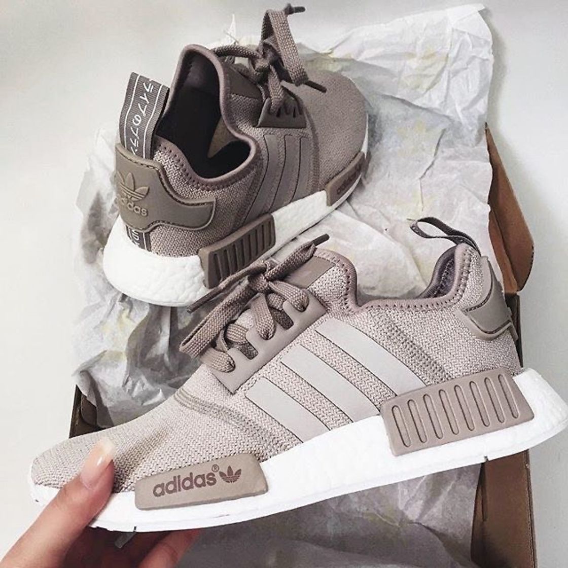 Product Adidas NMD R1