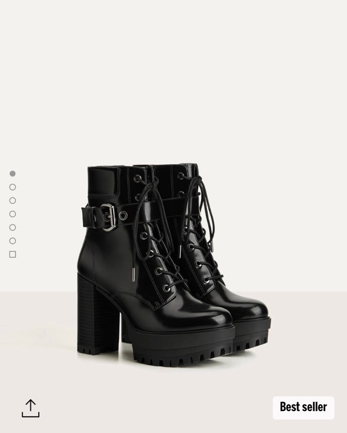 Social Black boots 