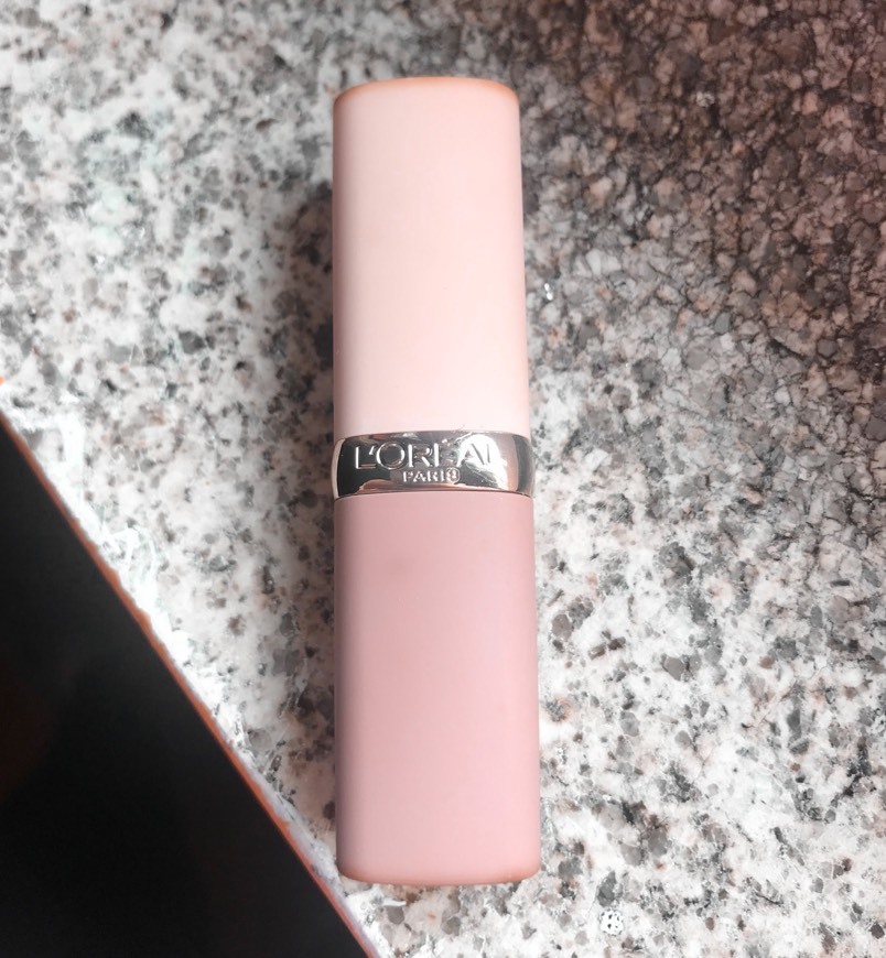 Product L’Oréal Paris Batom Color Riche Matte Free