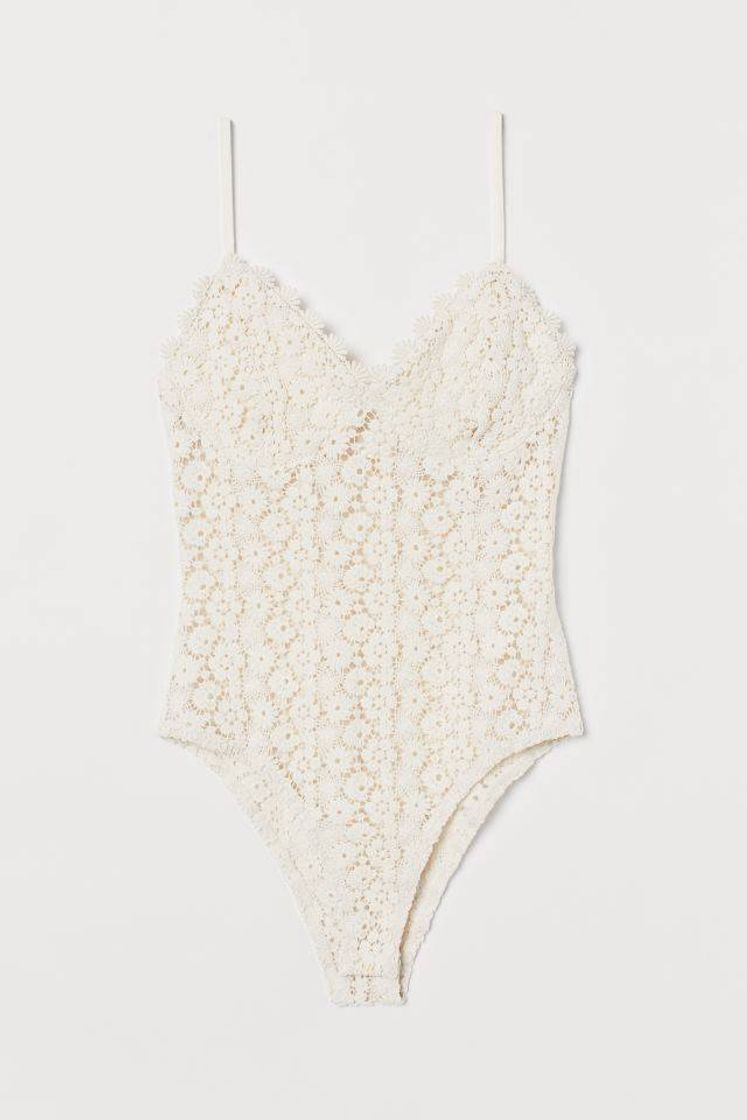 Fashion Body em renda crochet