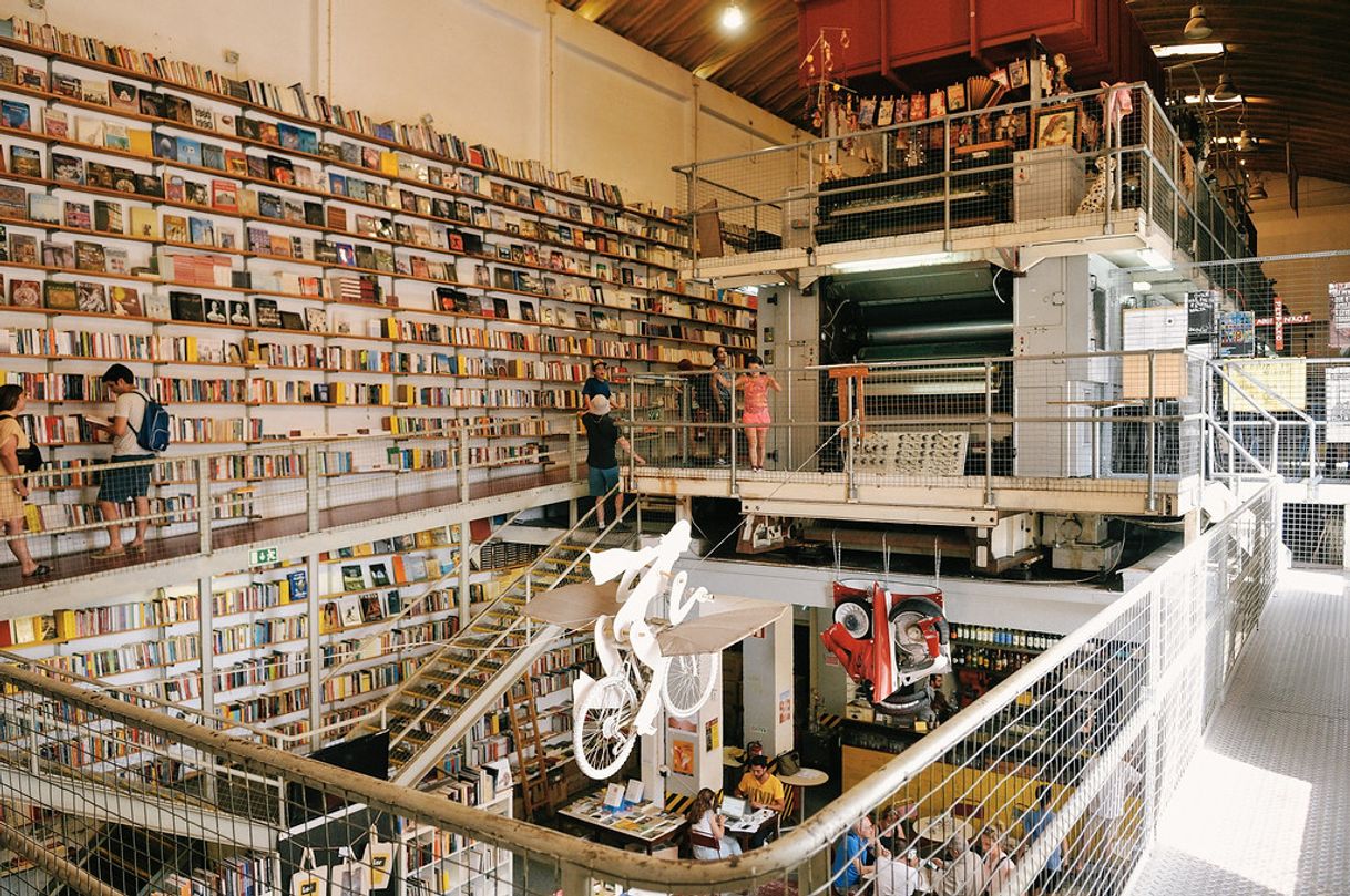 Lugar Livraria Ler Devagar
