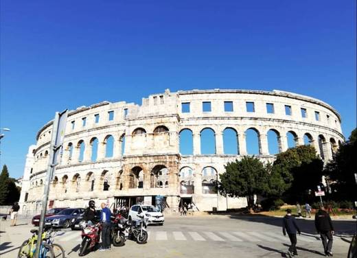 Pula