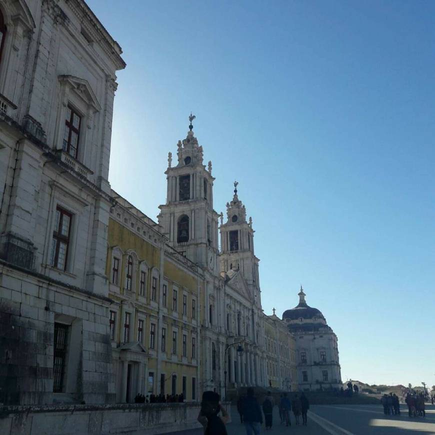 Place Mafra