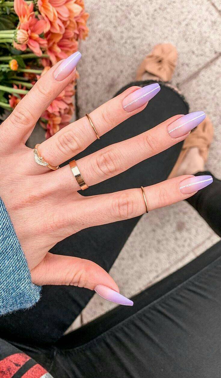 Moda Lilac nails