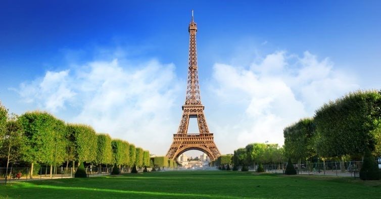 Place Torre Eiffel