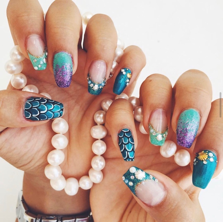 Mermaid nails 🧜🏽‍♀️