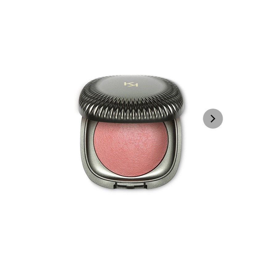 Producto Blush com acabamento luminoso