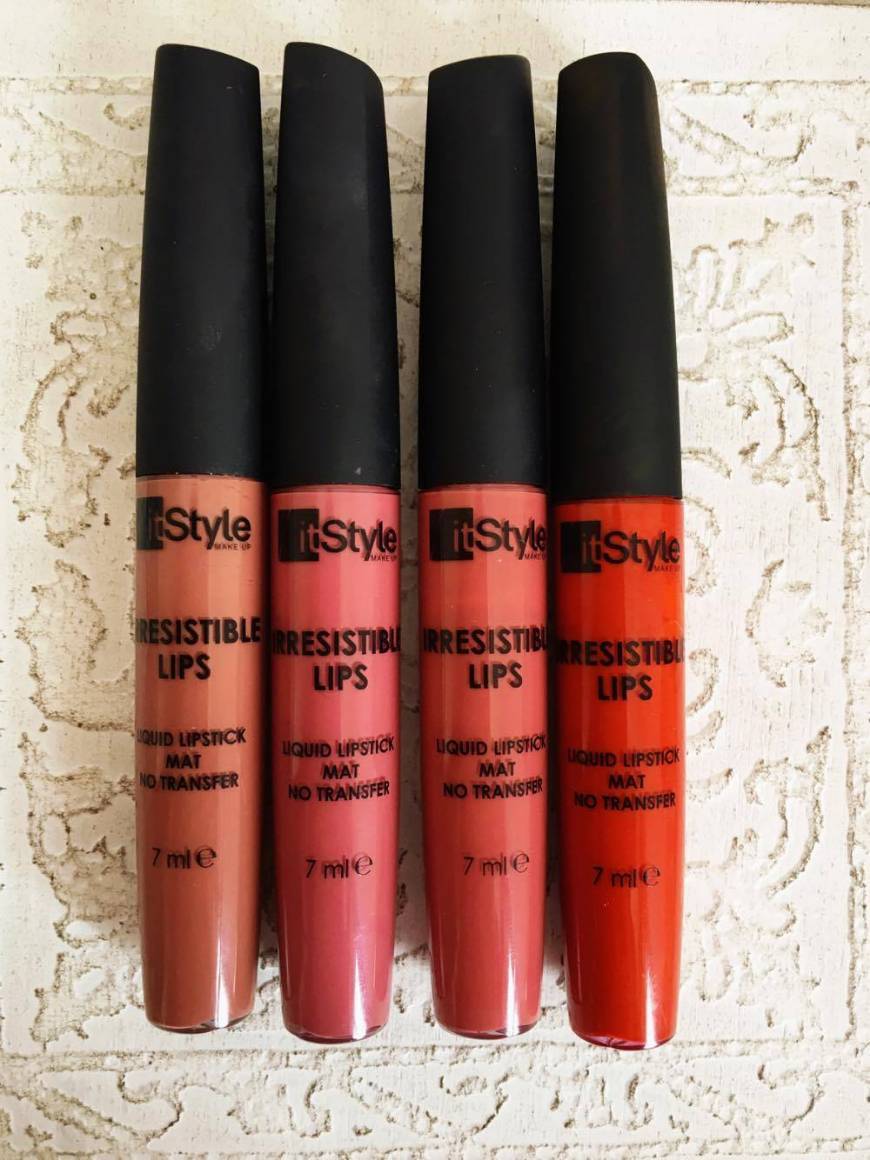 Social Irresistible Lips