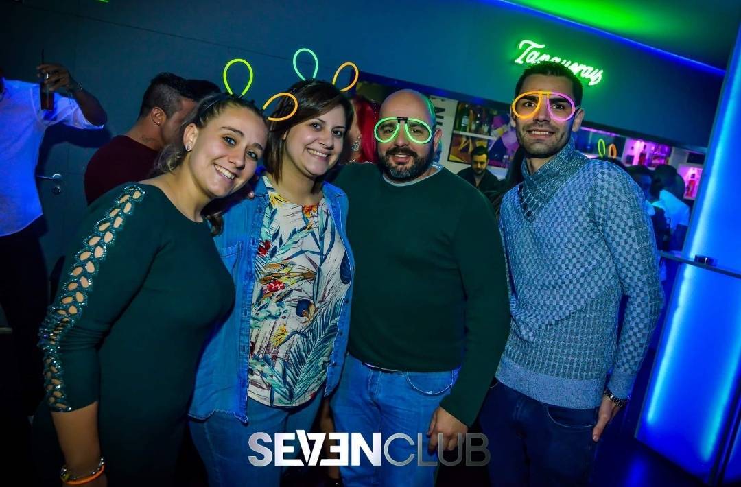 Restaurants Seven Club