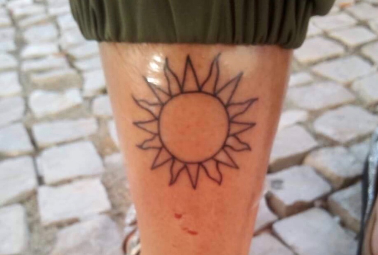 Moda Sun tattoo