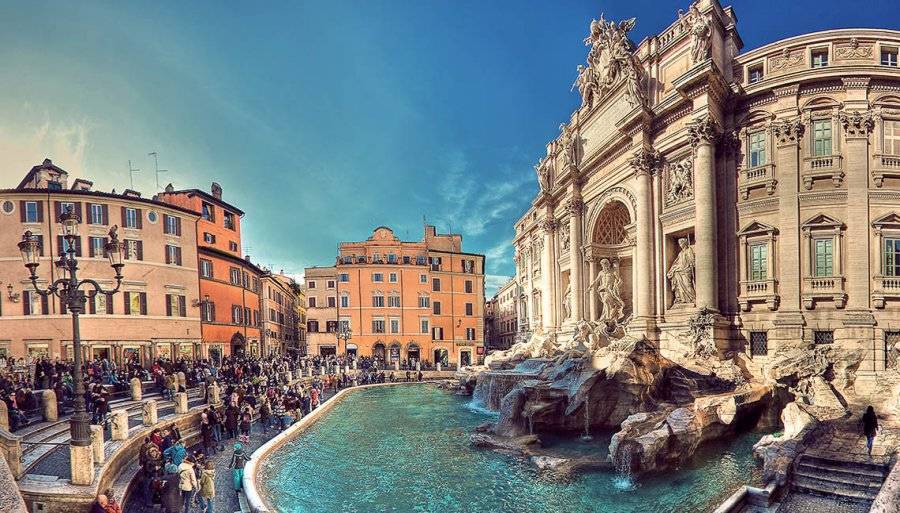 Place Fontana di Trevi