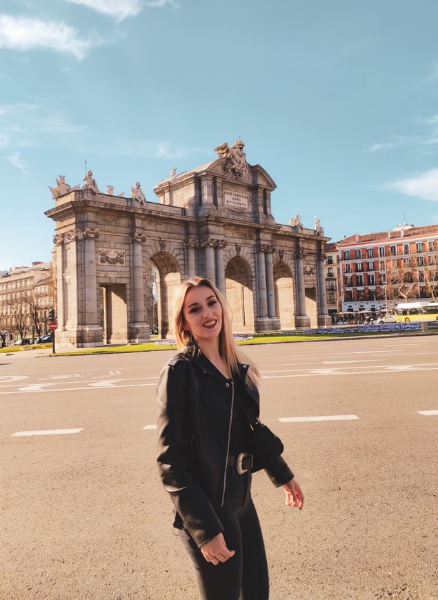 Place Puerta de Alcalá