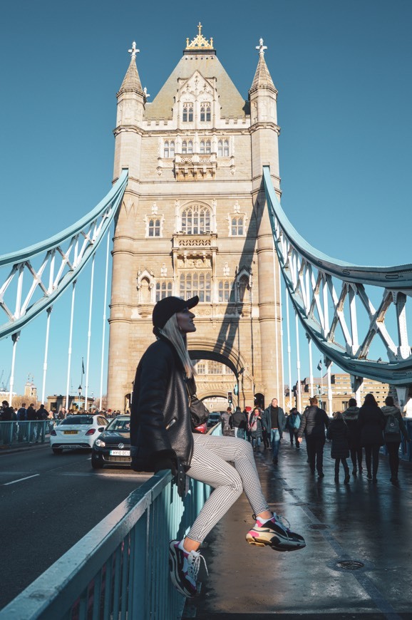 Place Tower Bridge