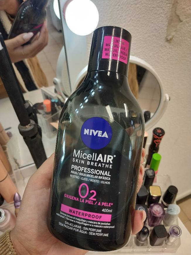 Social NIVEA MicellAIR Professional Agua Micelar Bifásica