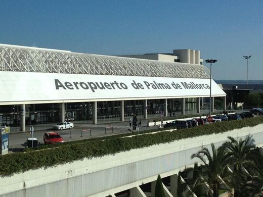 Aeropuerto de Palma de Mallorca (PMI)