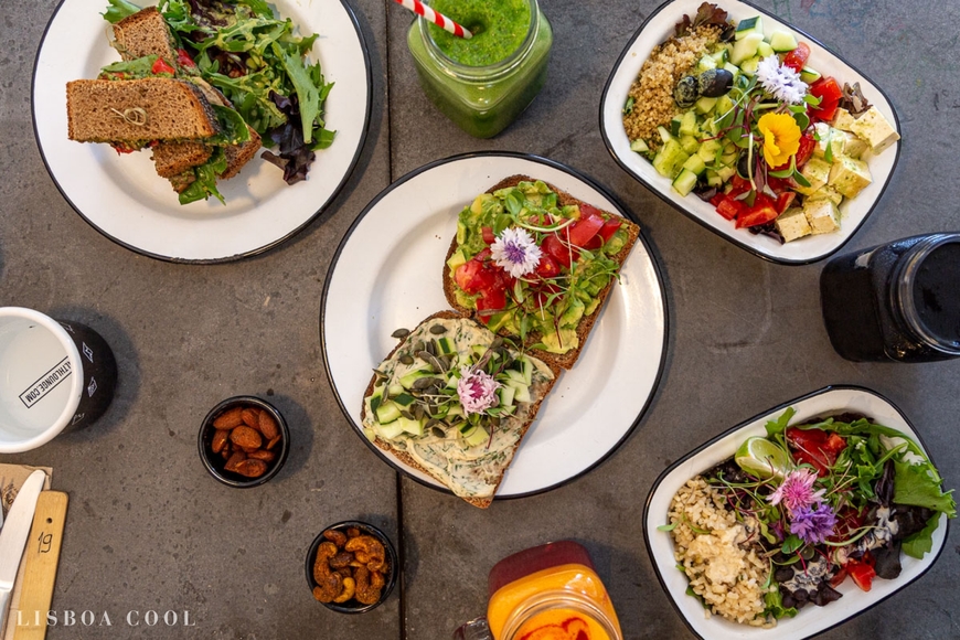 Restaurants Eight the Health Lounge
