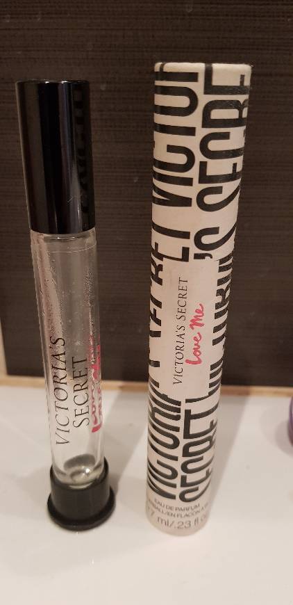 Social Victoria's Secret Love Me Rollerball Parfum 