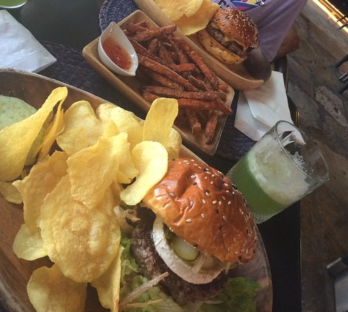 Restaurants Blue Jeans Hamburgueria & Bar