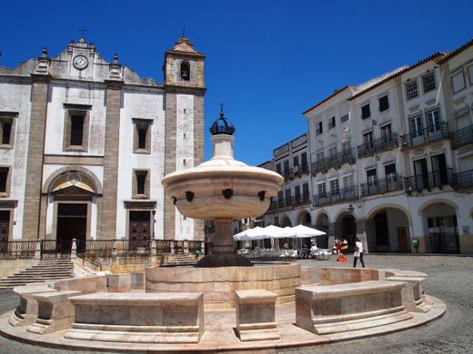 Praça do Giraldo