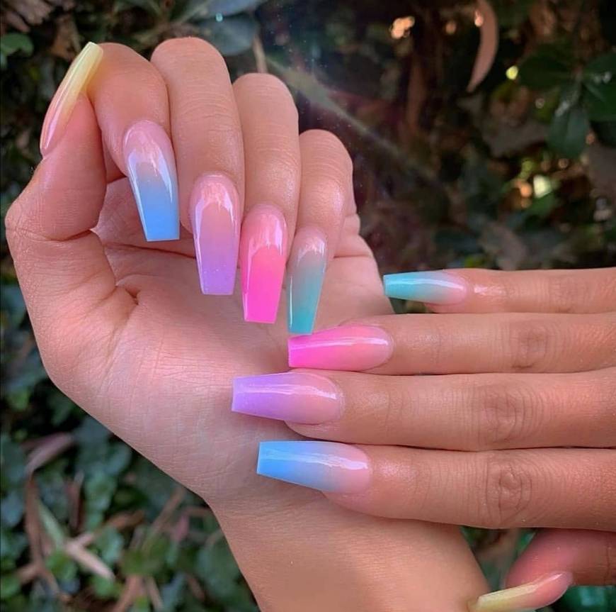 Social Rainbow nails 🌈