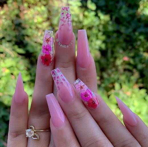Pink nails 🌸