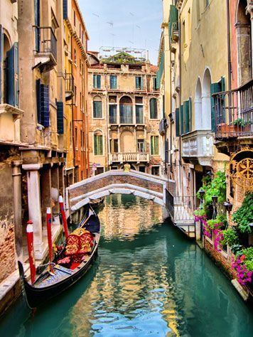 Place Venecia