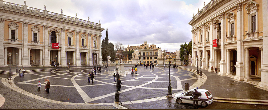 Place Plaza del Campidoglio