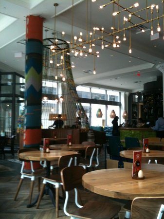 Restaurantes Nando's Bay Street