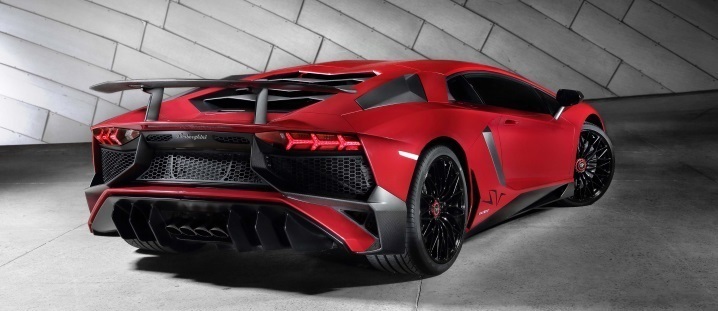 Moda Lamborghini Aventador LP 750